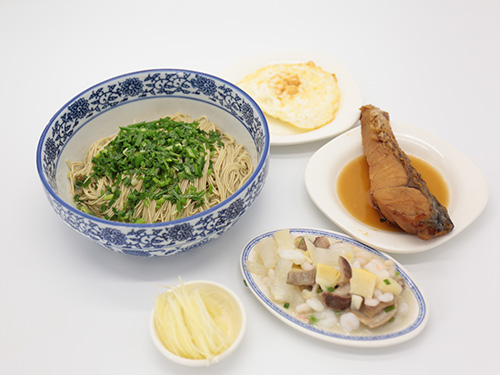 蘇式爆魚葷什錦面